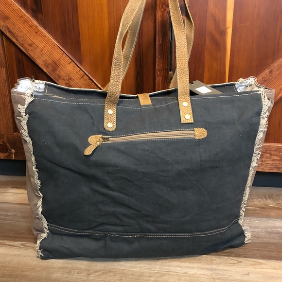 Myra Bag Floret Weekender Canvas upcycled xl tote - Picture 4 of 9